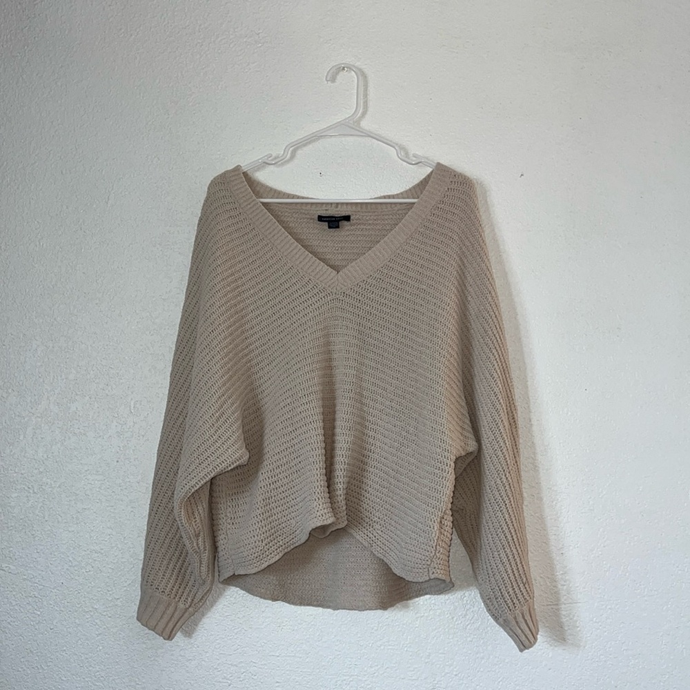 AE V Neck Crop Sweater